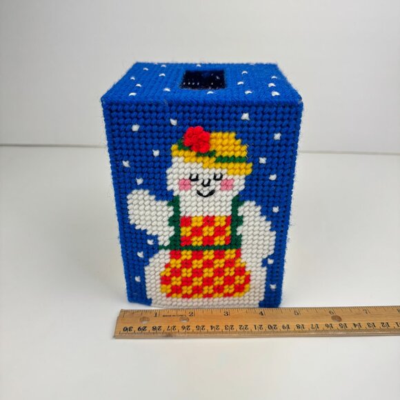 Vtg Handmade Square Blue Tissue Box Cover Snowman Winter Plastic Canvas Yarn - Picture 5 of 11